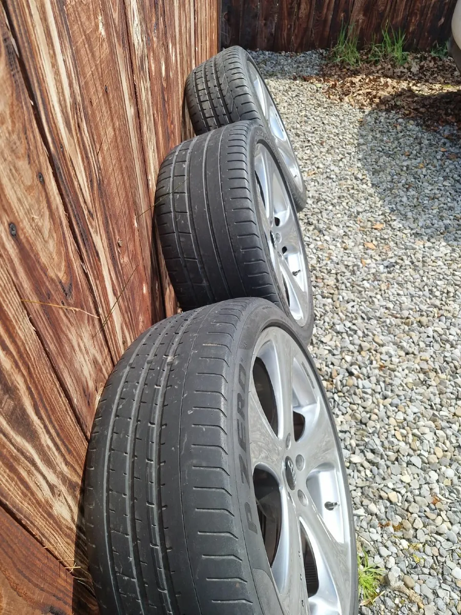 20" Kahn alloys with tyres, 5x112 - Image 2