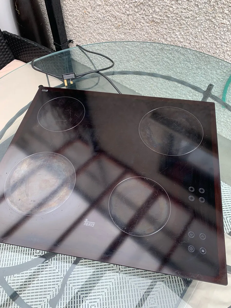 ceramic hob - Image 1