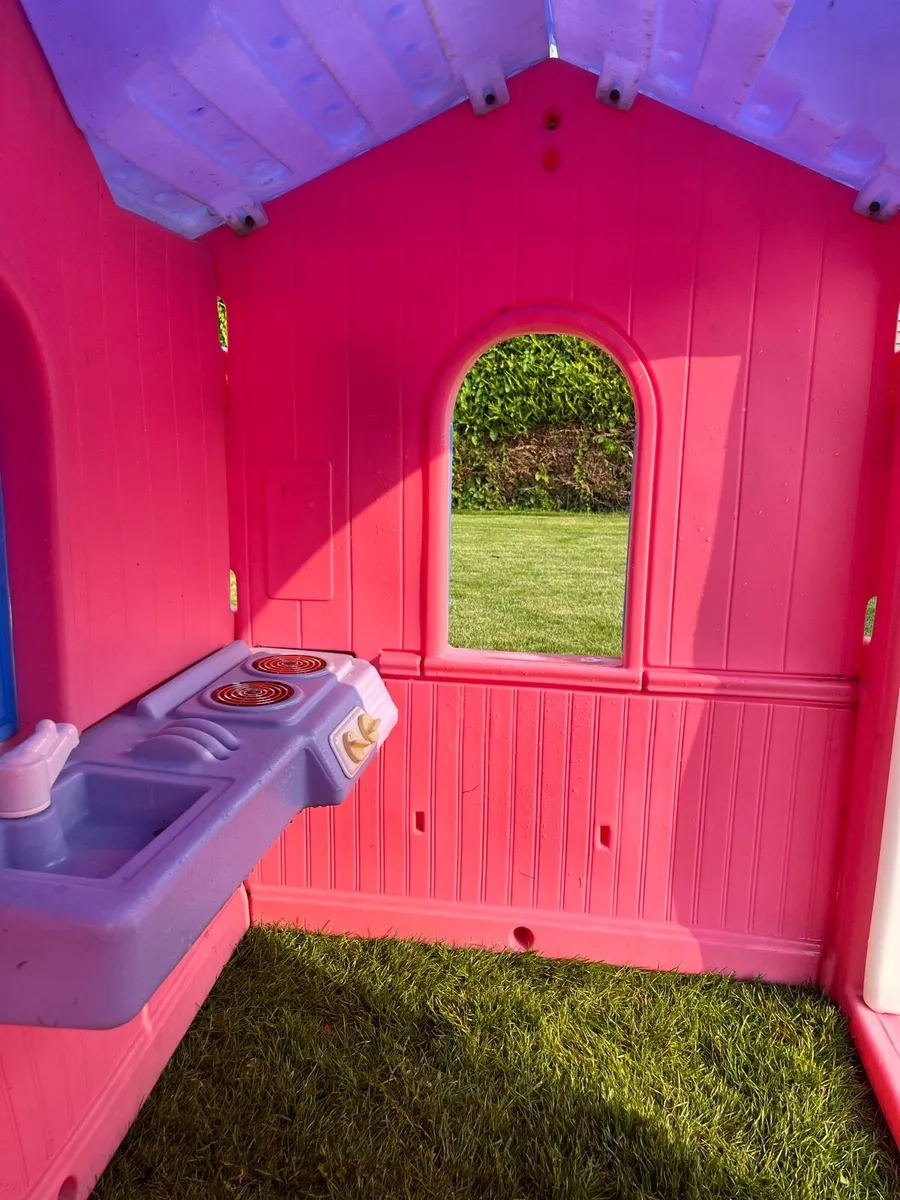 Little tykes  play house - Image 2