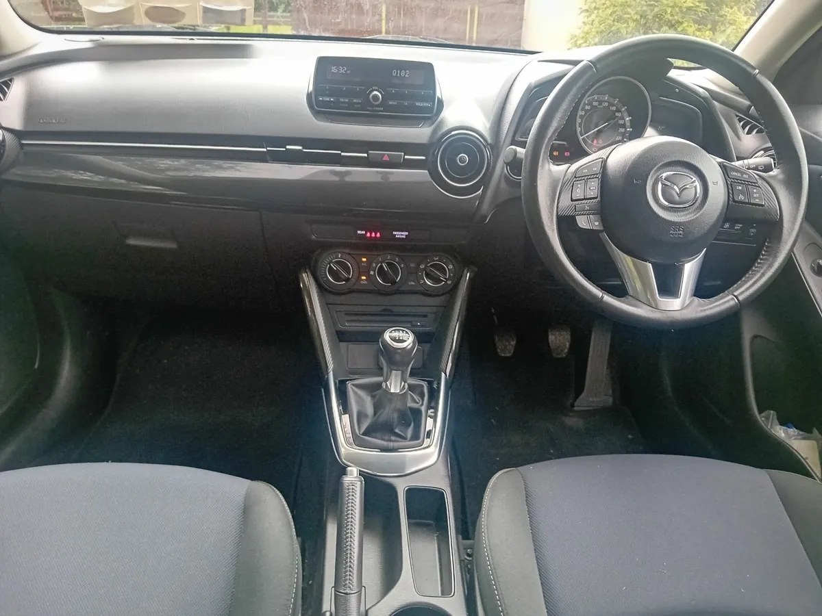 Mazda Mazda2 2015 - Image 4