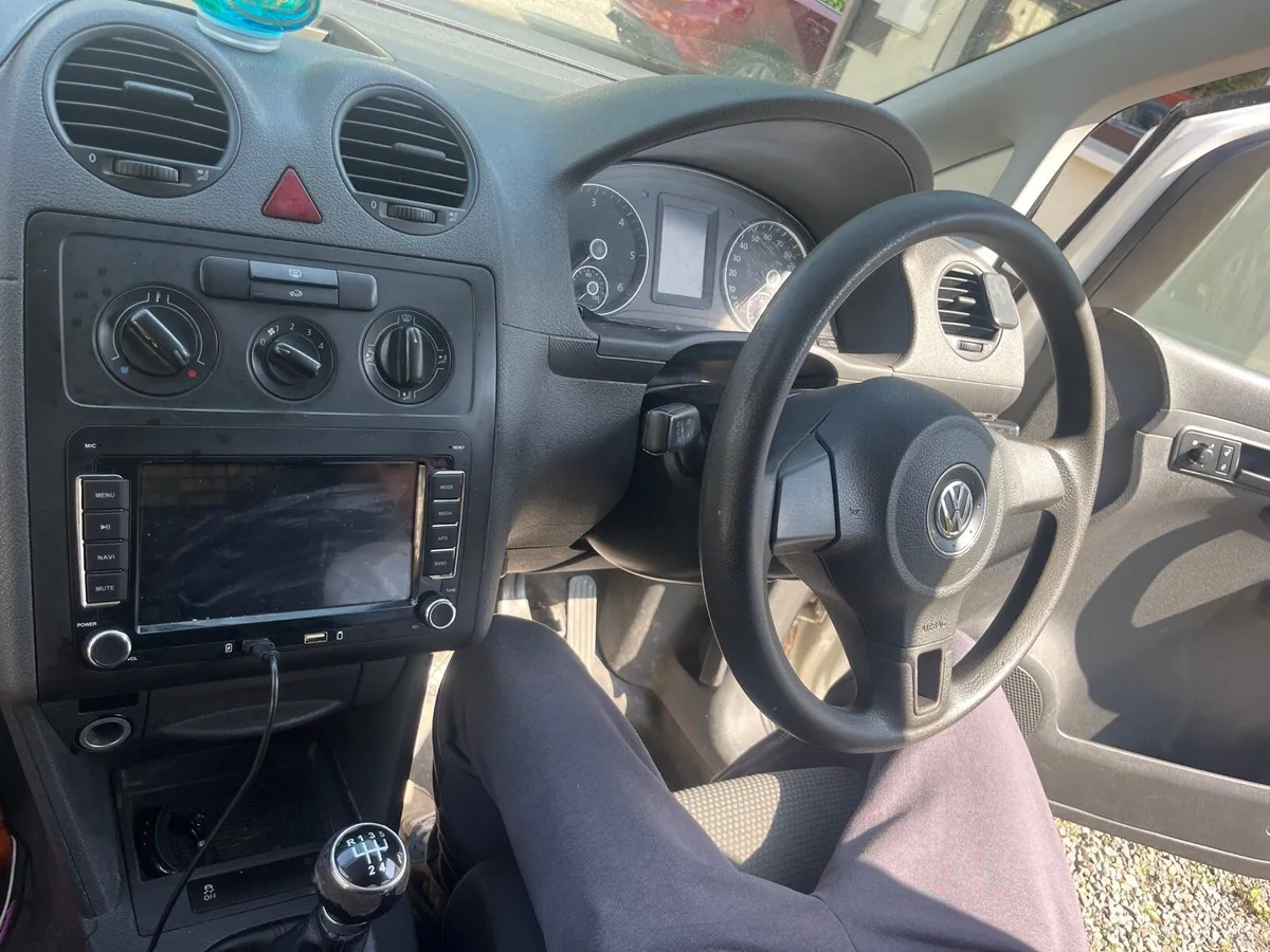 Vw caddy - Image 4