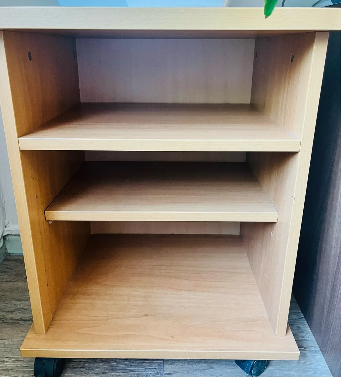 One bedside table - Image 1