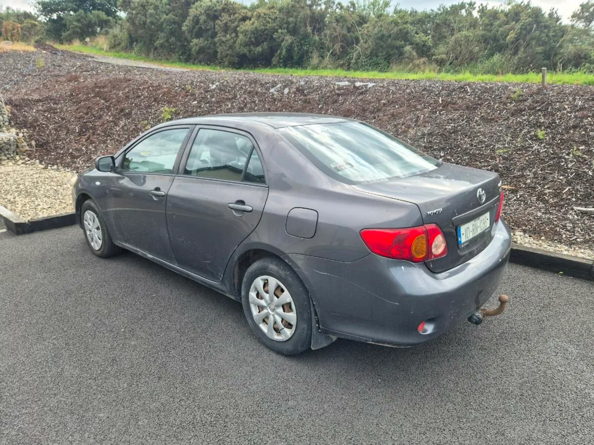 Toyota Coralla - Image 3