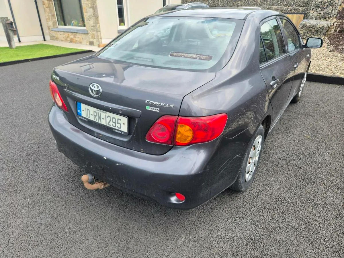 Toyota Coralla - Image 4