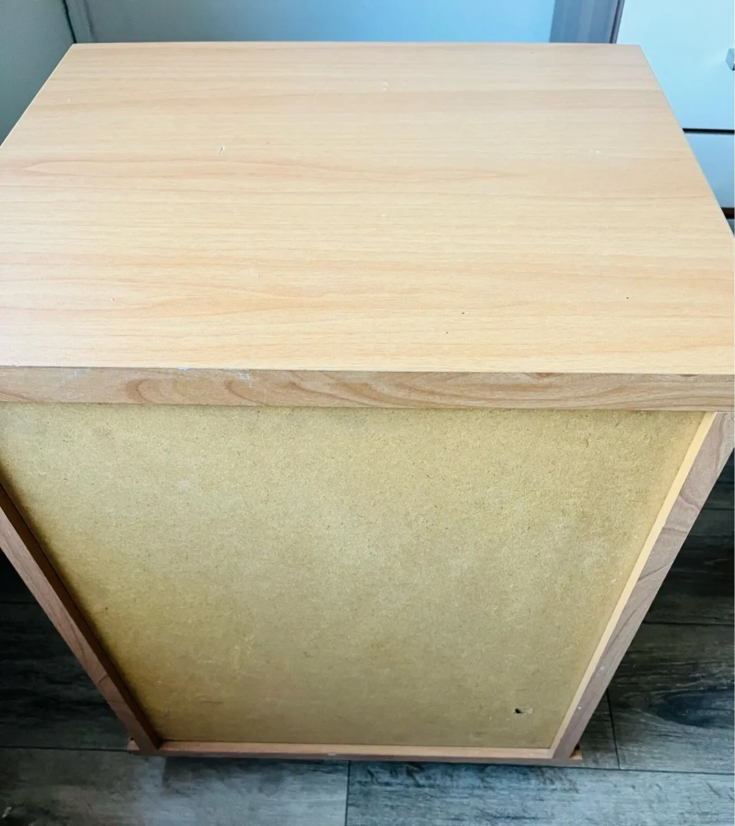 One bedside table - Image 4