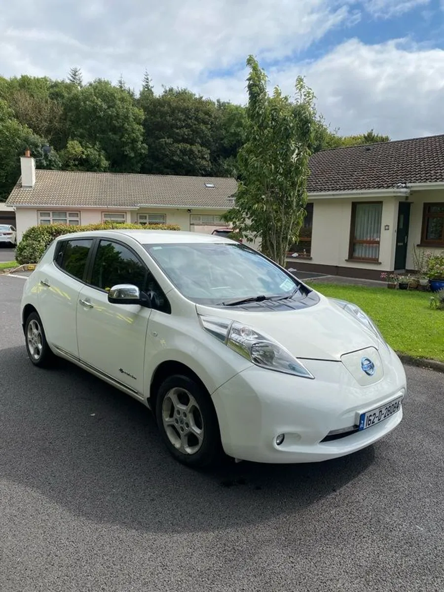 2016 Nissan Leaf - Image 2