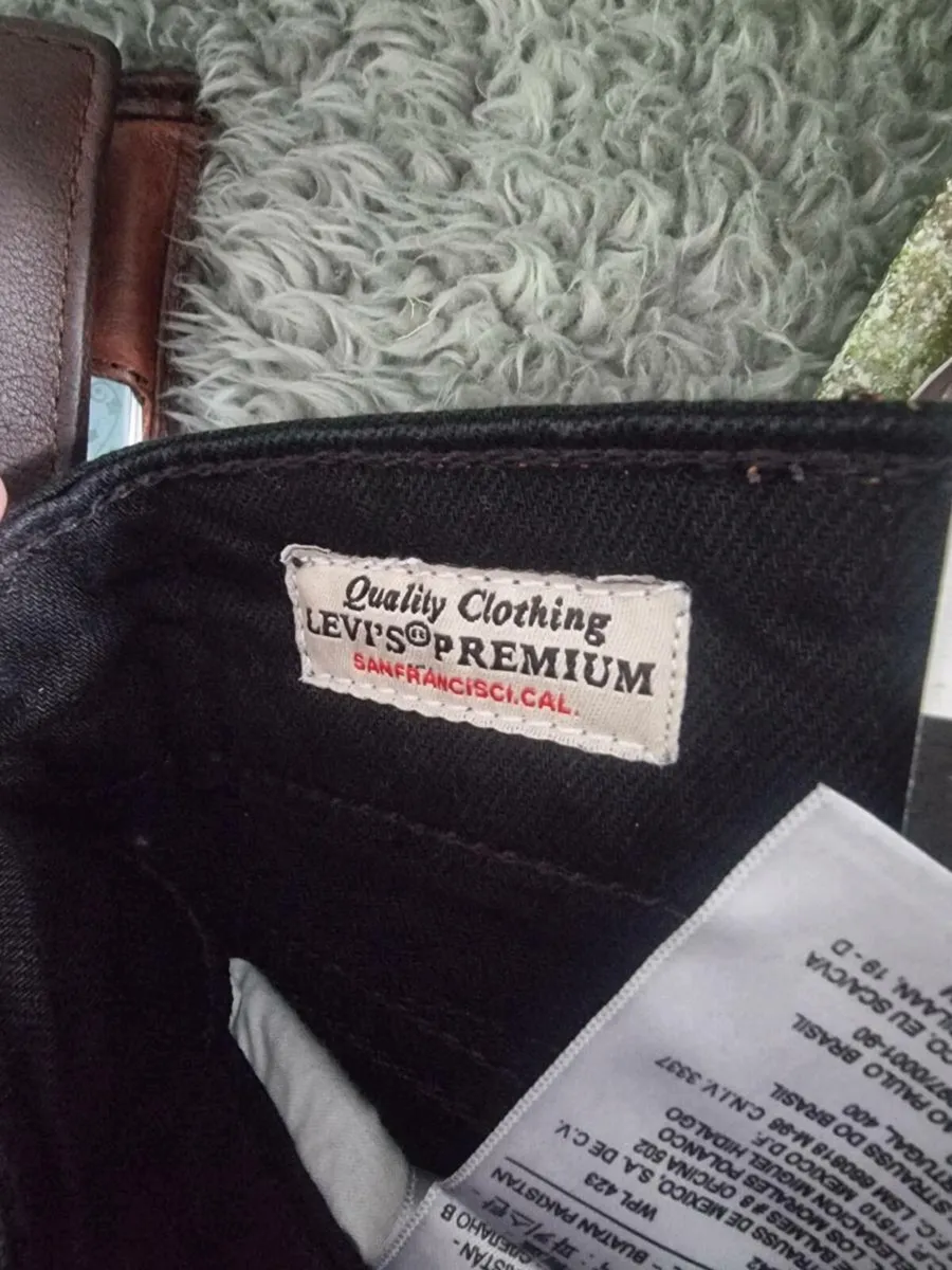 Brand new levis - Image 2