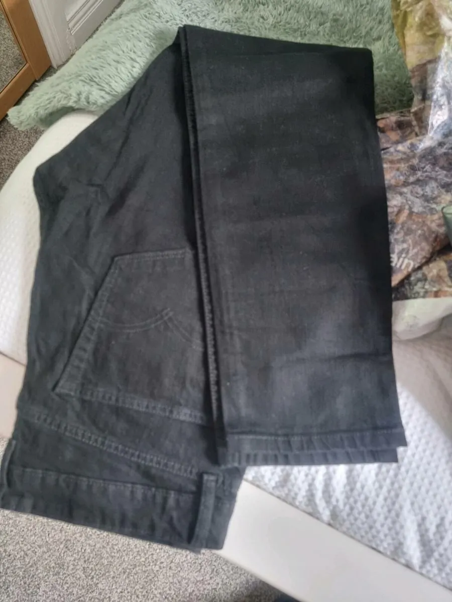 Brand new levis - Image 3