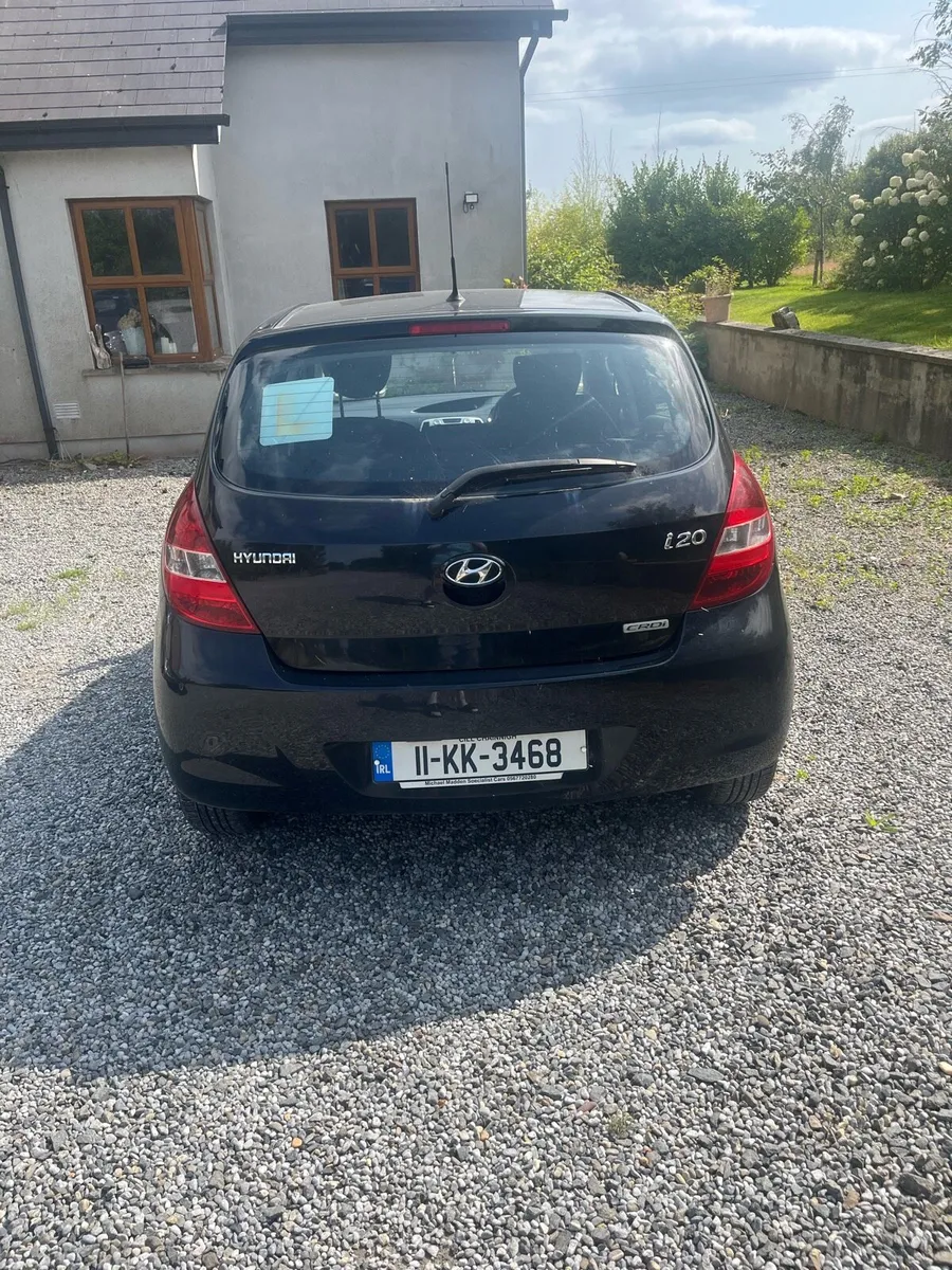 Hyundai i20 2011 - Image 2