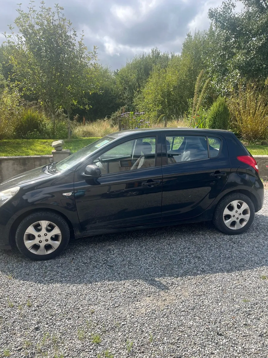 Hyundai i20 2011 - Image 4