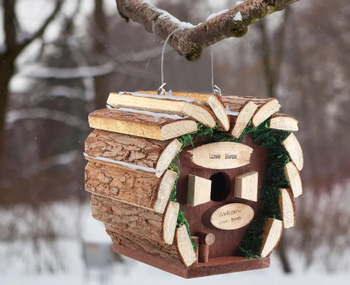 Hanging Wooden Garden Bird Hotel House NEW - Image 1