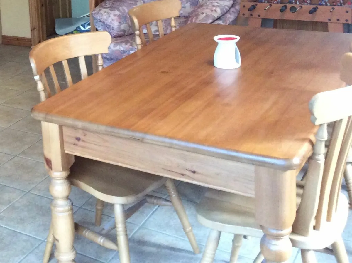 Pine Table & Chairs (4) - Image 2