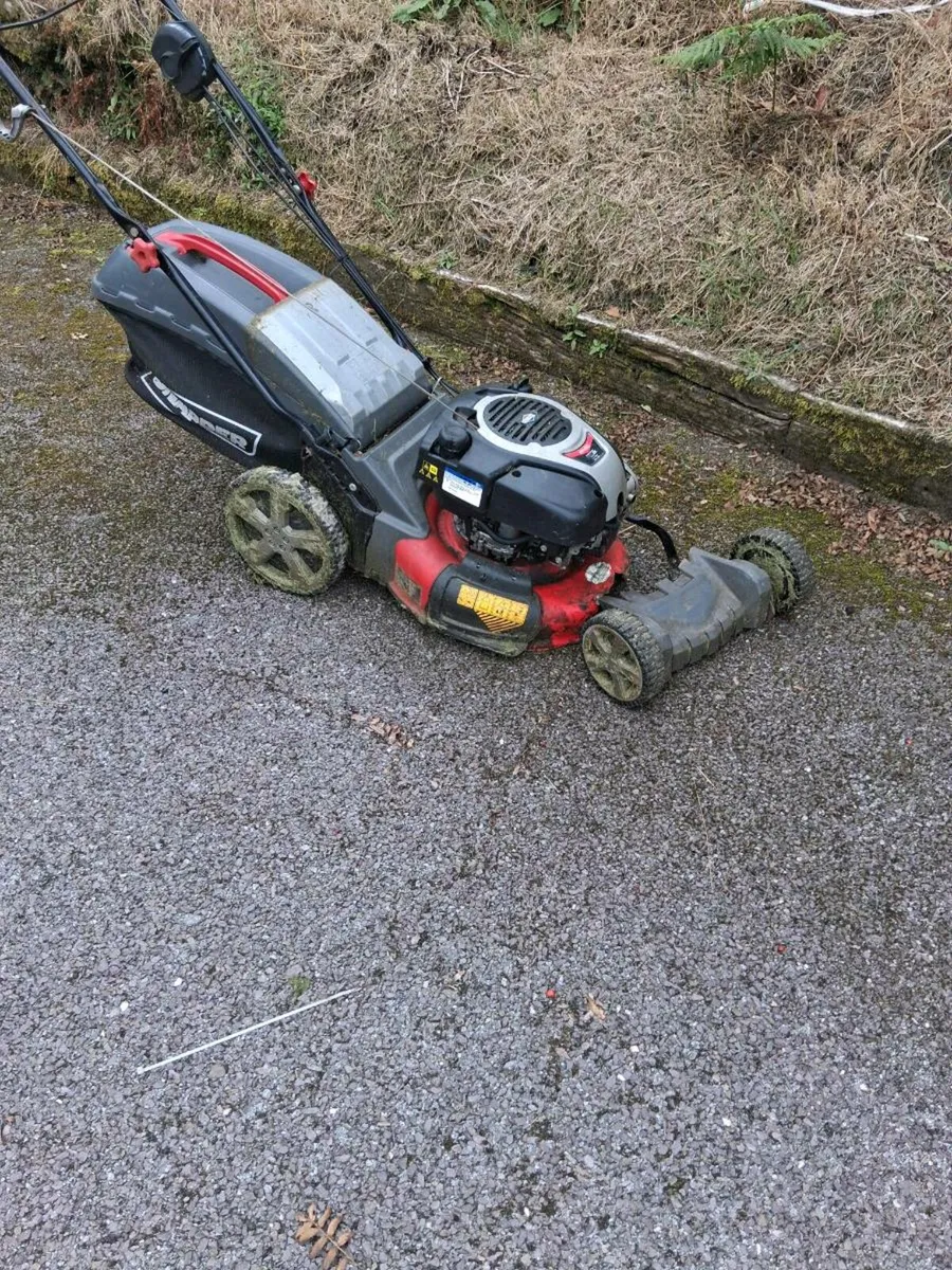 Snapper lawn mower