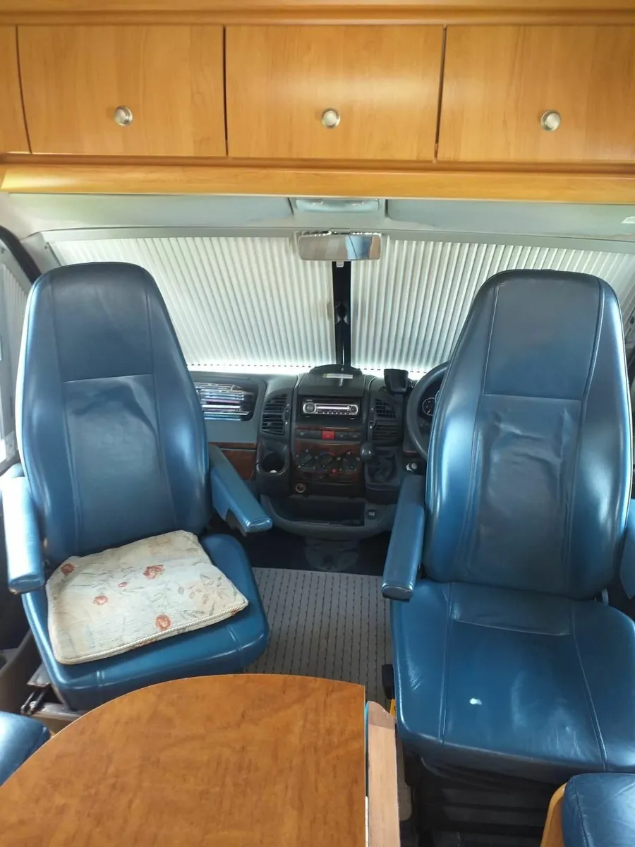 Campervan - Image 4