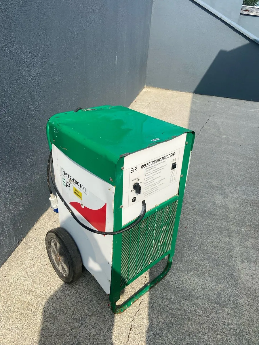 Ebac dehumidifier - Image 1