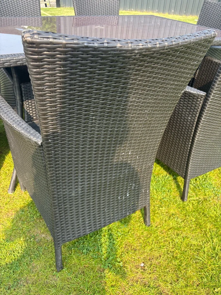 Rattan patio set - Image 3