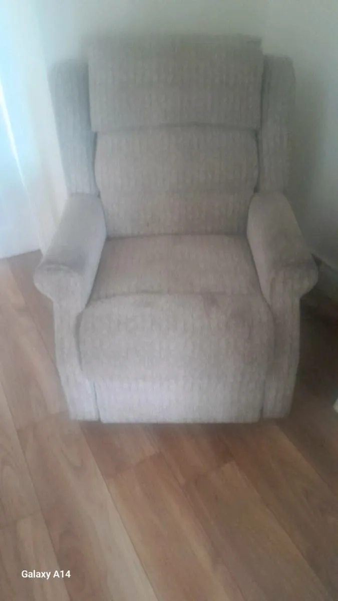 Chair recliner - Image 2