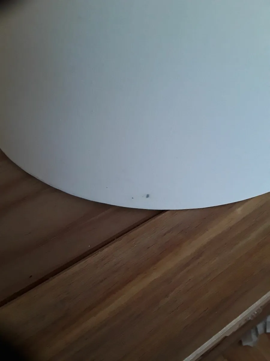 Cream coloured lampshade - Image 2