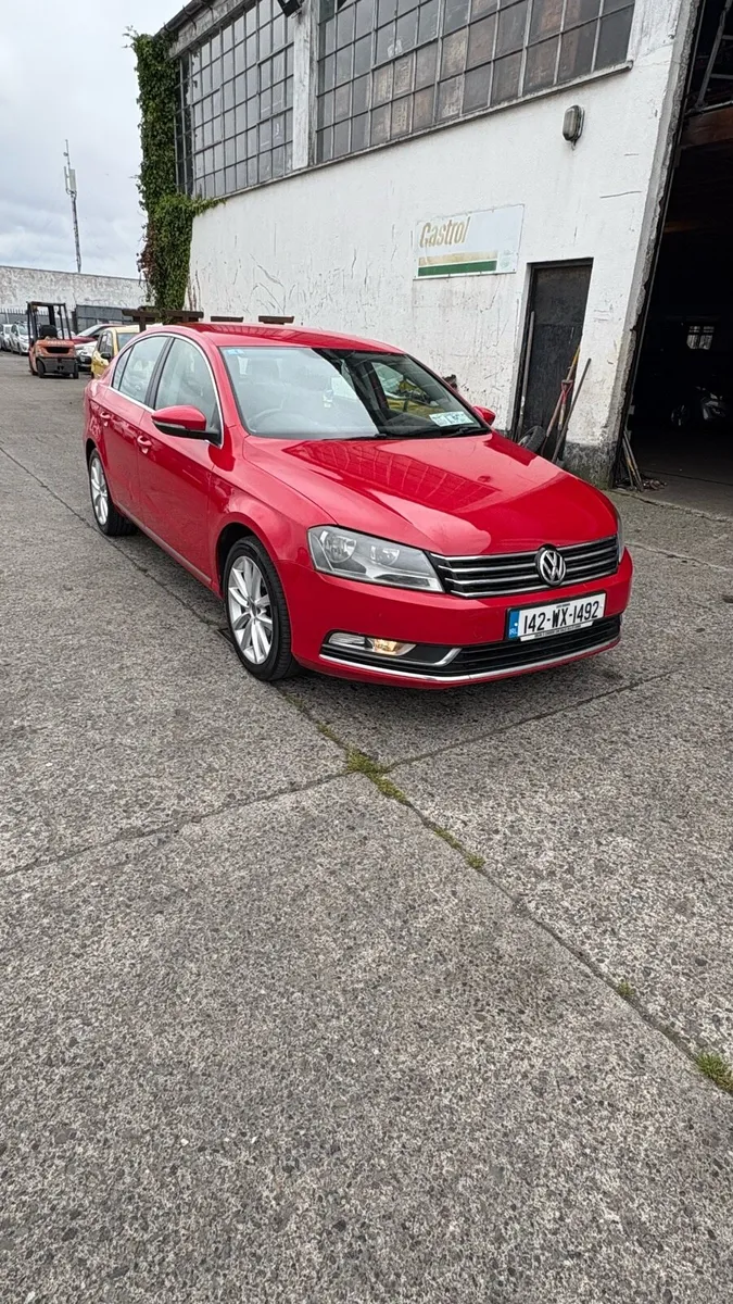 Vw Passat 2014 - Image 1
