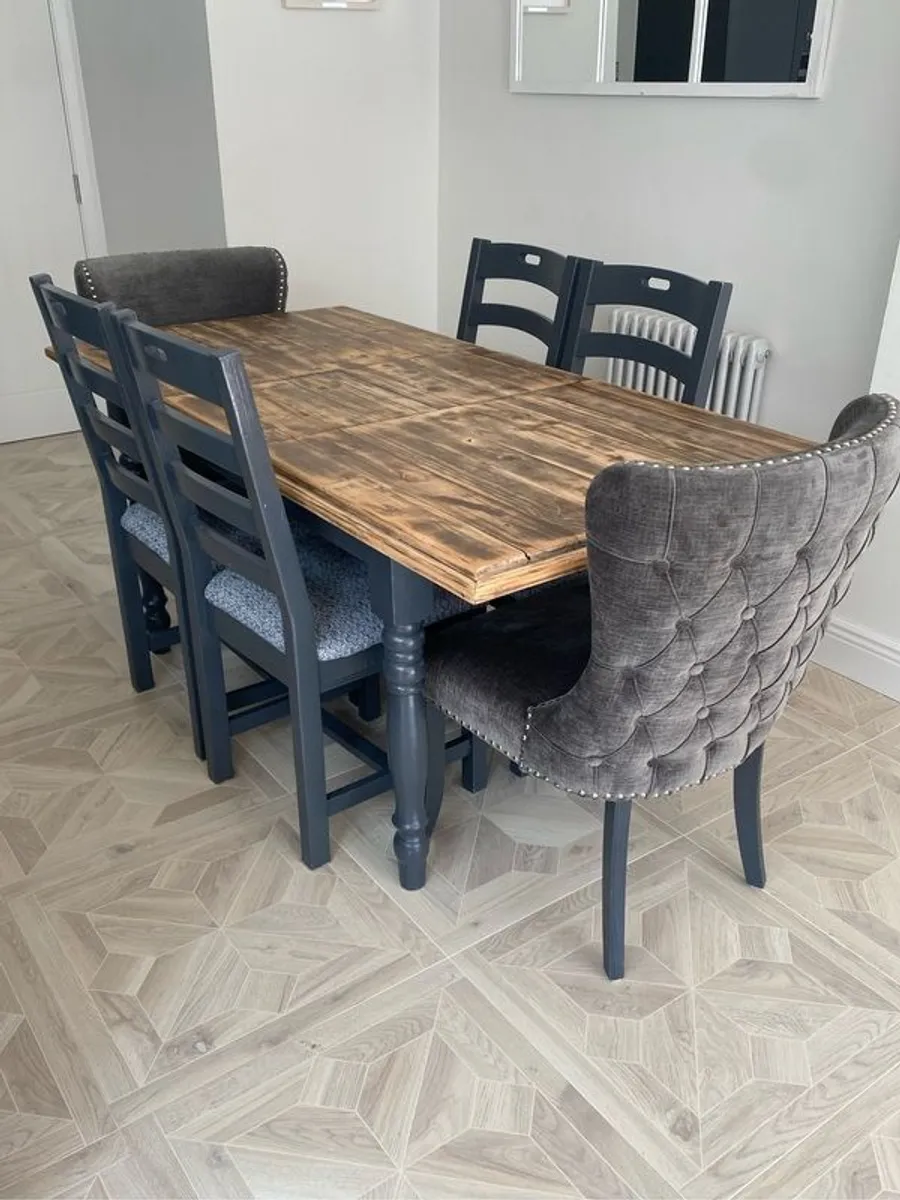 Dining table & chairs - Image 1
