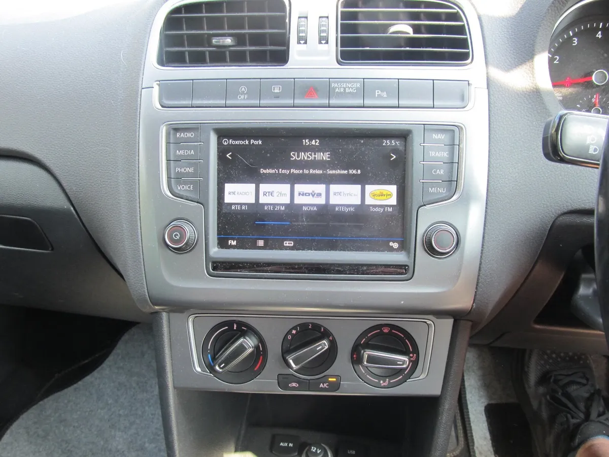 VW Polo 2017 1.2 AUTOMATIC ALLSTAR 5 DR HATCHBACK - Image 4