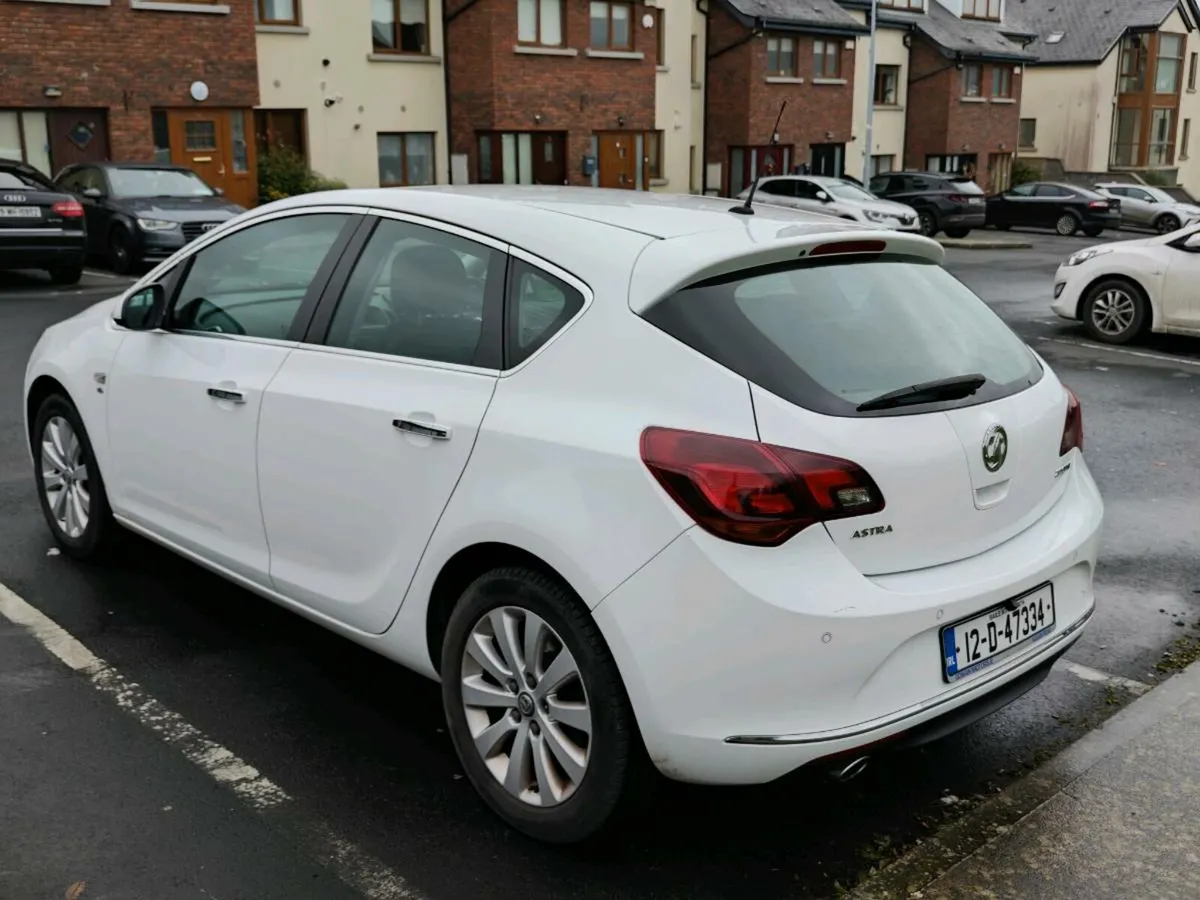 Astra 2.0 CDTi Elite - Image 3