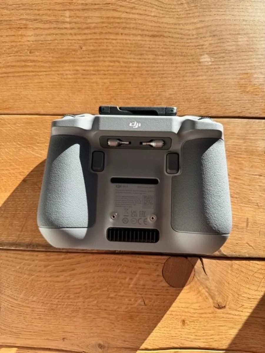 DJI Mini 4 Pro Drone Fly More Combo Like New Extra - Image 3