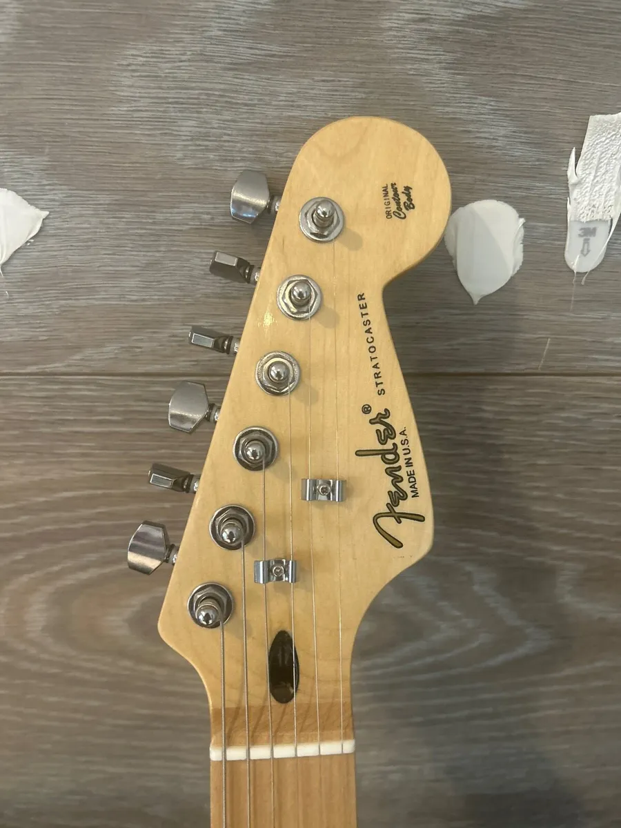 FENDER STRAT - Image 2