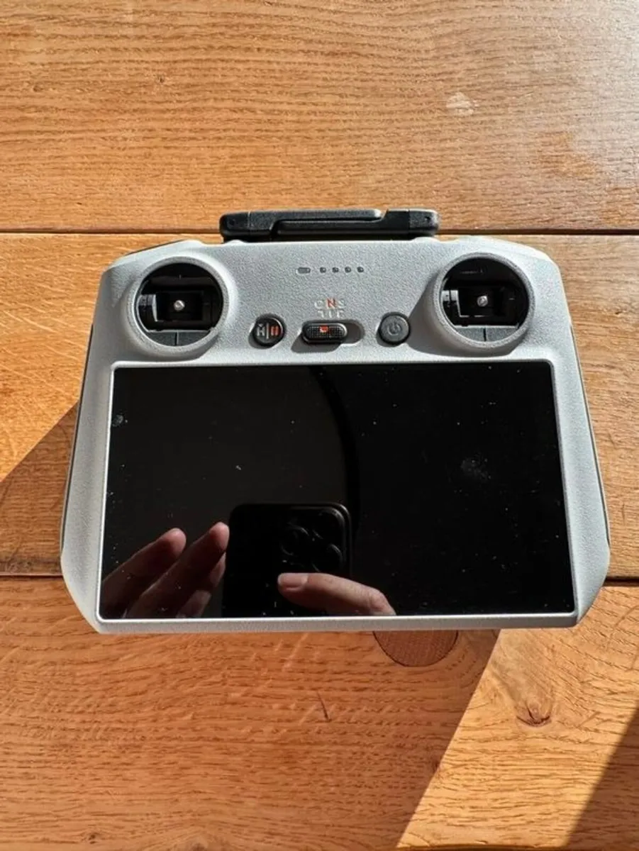 DJI Mini 4 Pro Drone Fly More Combo Like New Extra - Image 4