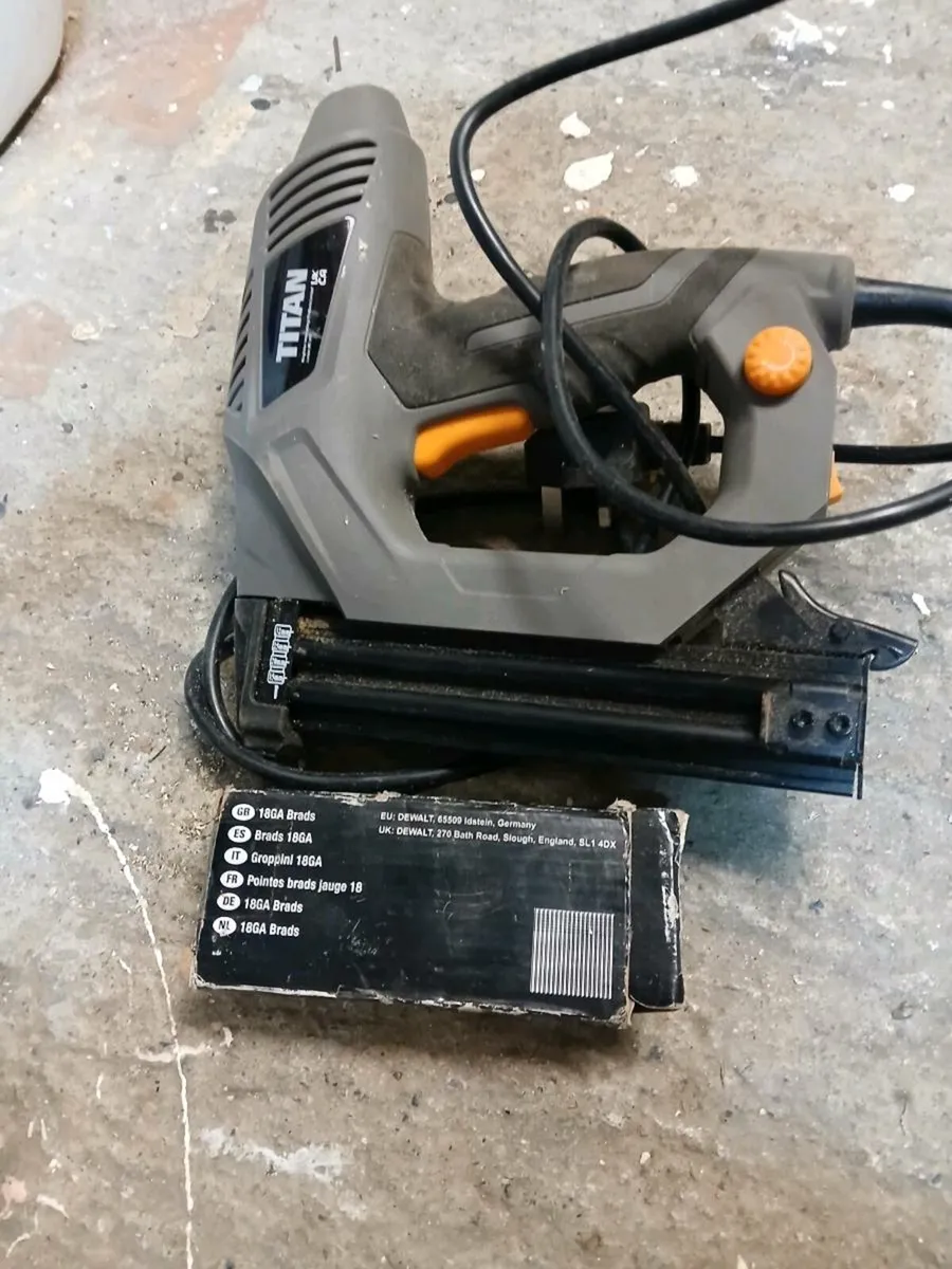 Brad nail gun - Image 3