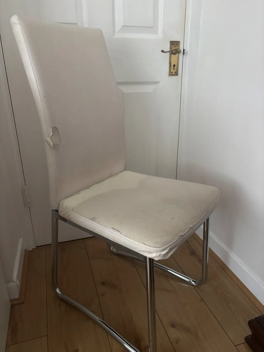 Chair - Image 3