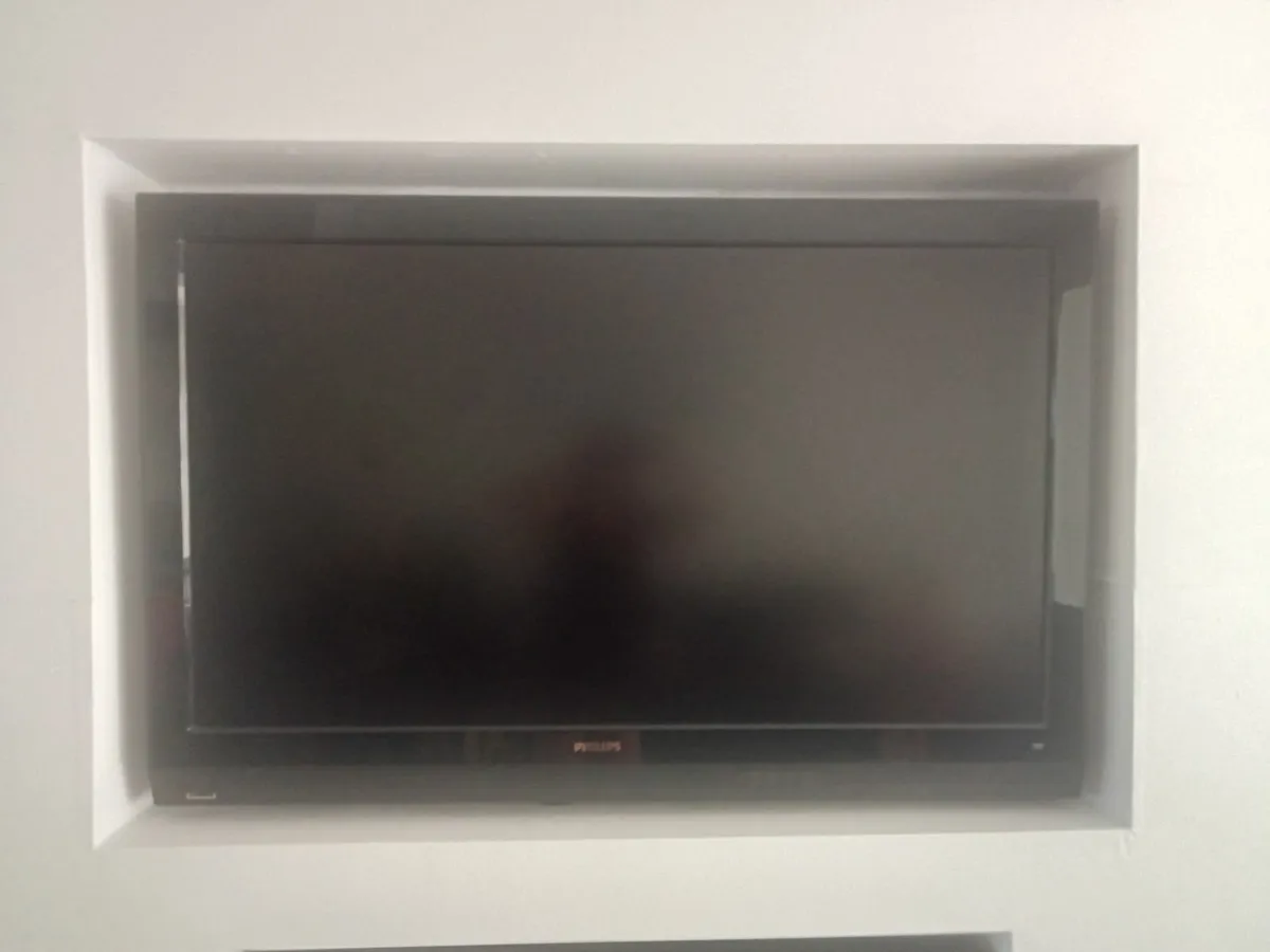 50" TV - Image 1
