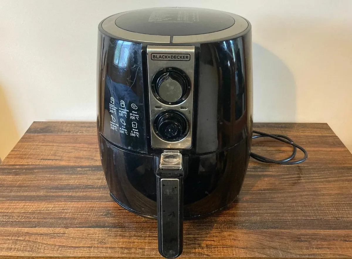 Black+Decker 4L Air Fryer – Family Size - Image 1