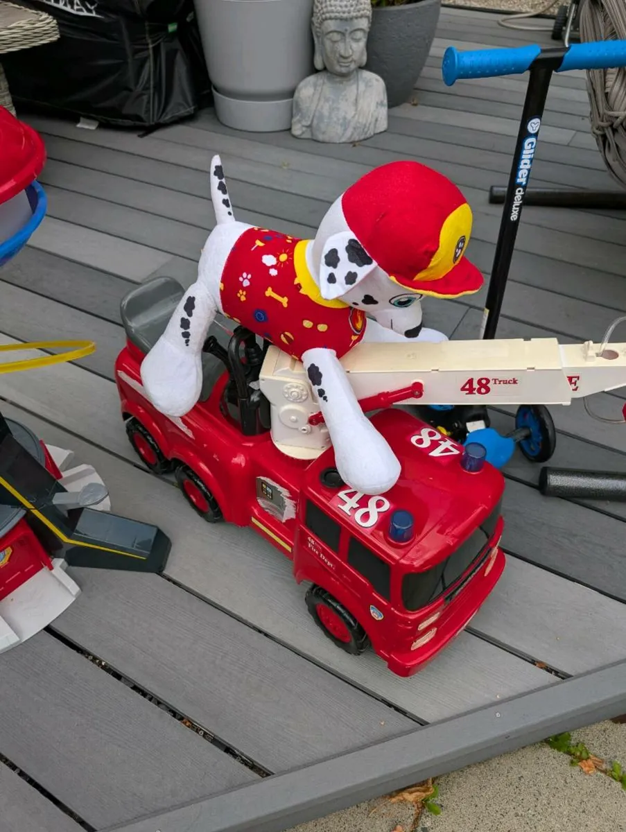 Toys - Image 3