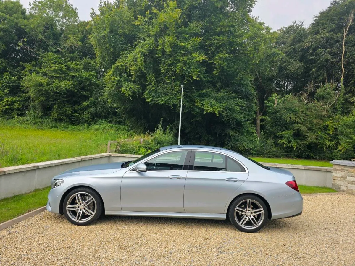 2016 E220 AMG Line - Image 3
