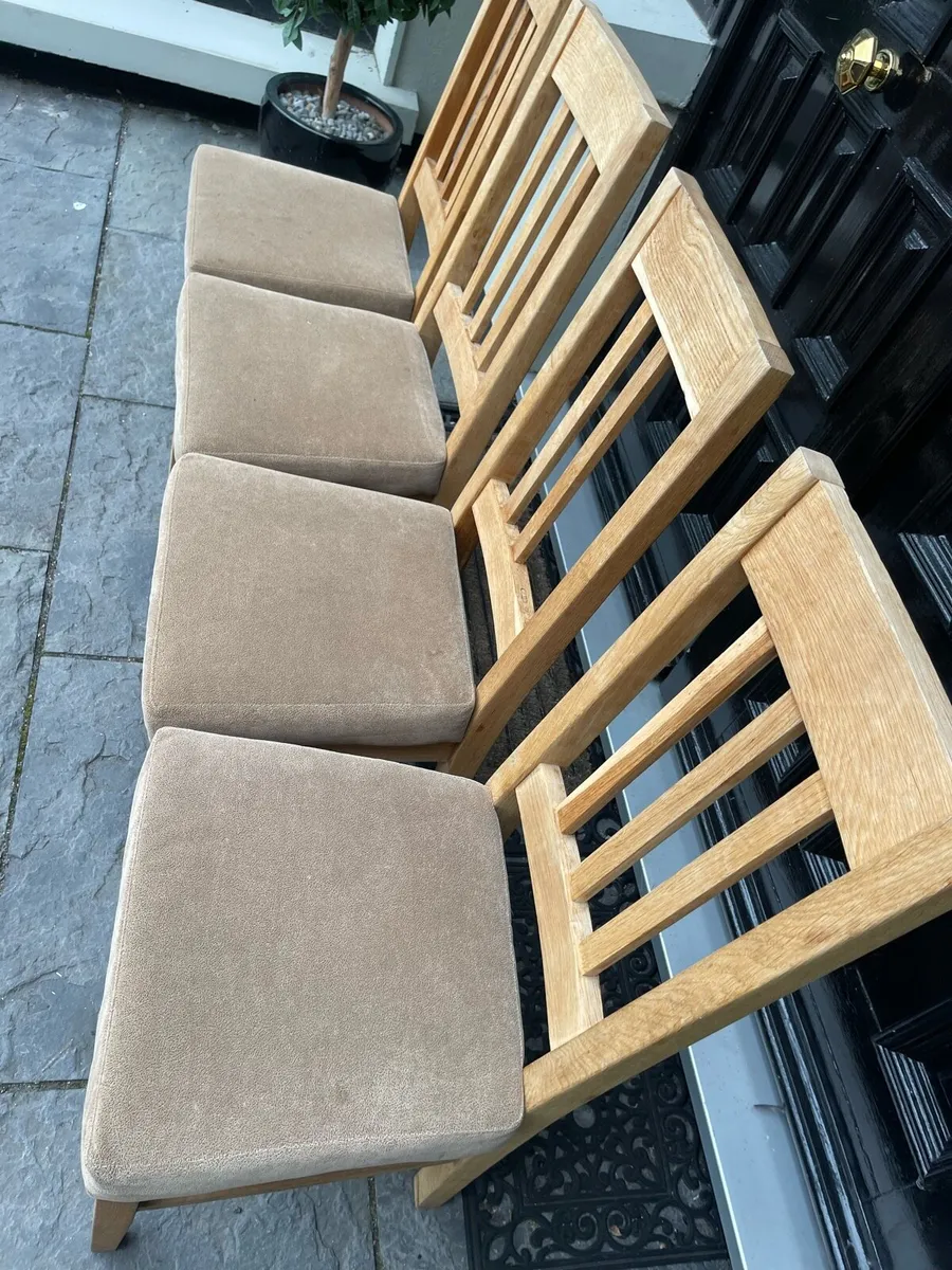 4 x Stunning Modern Oak Kitchen Dining Chairs - Image 2