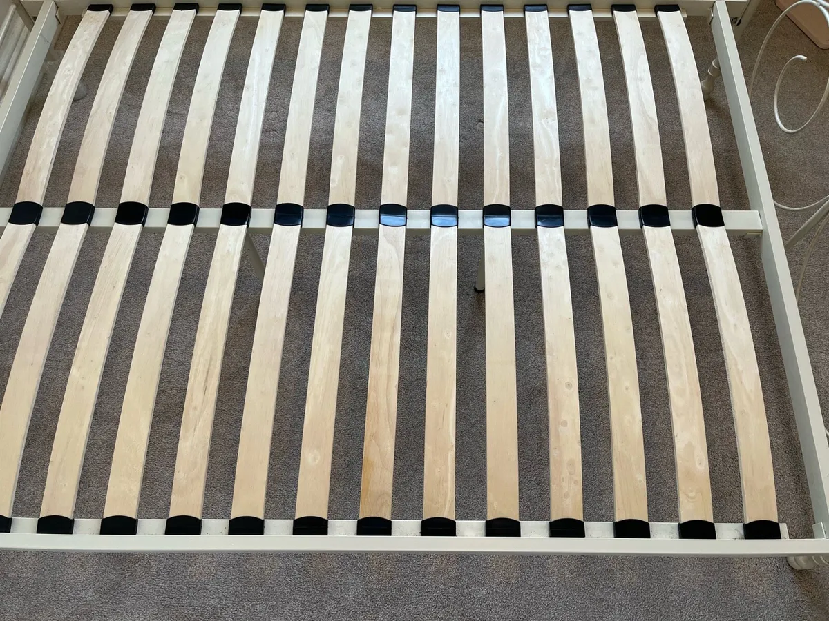 Iron Bed Laura Ashley - Image 3