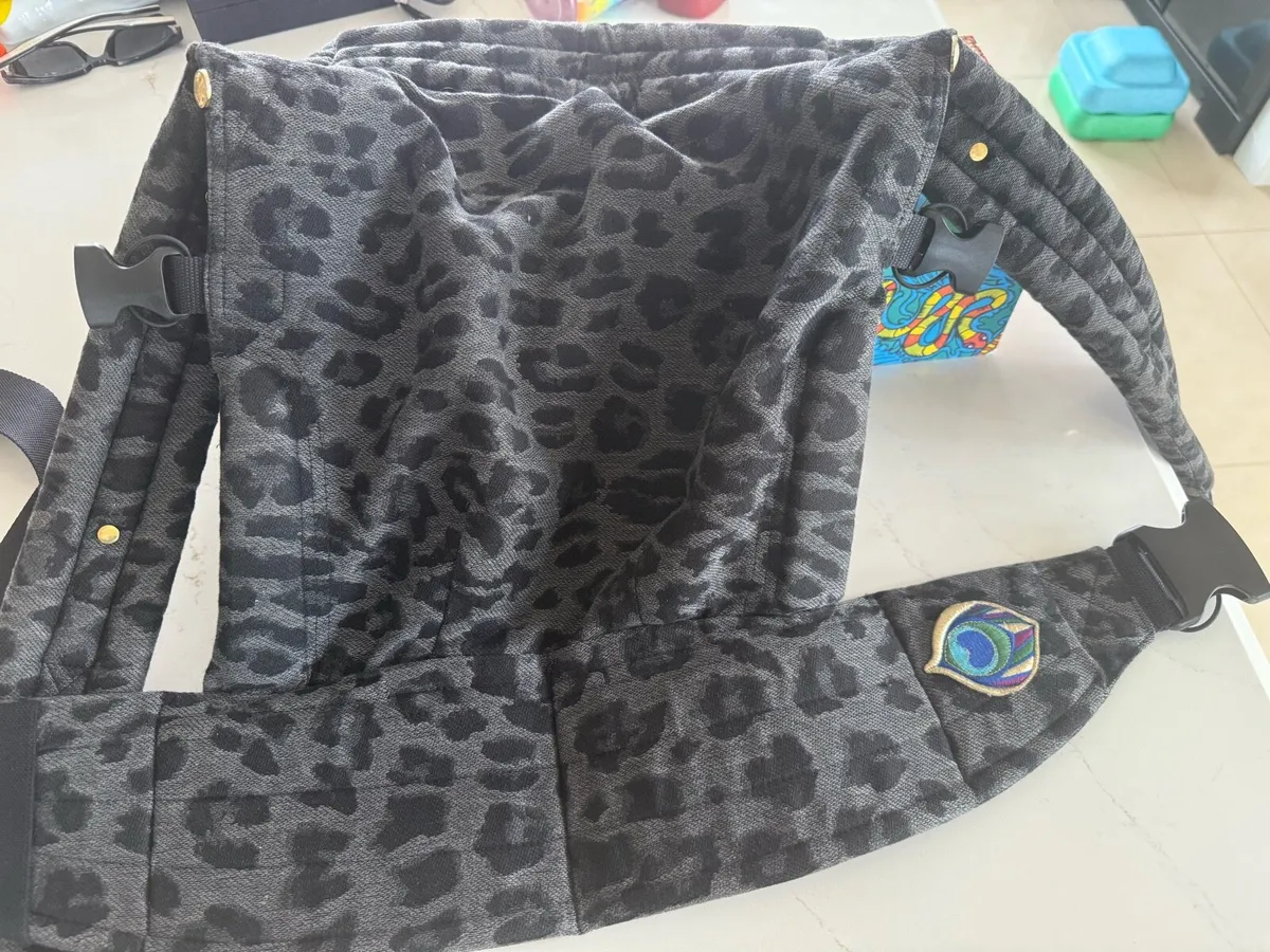 Artipoppe baby carrier - Image 3