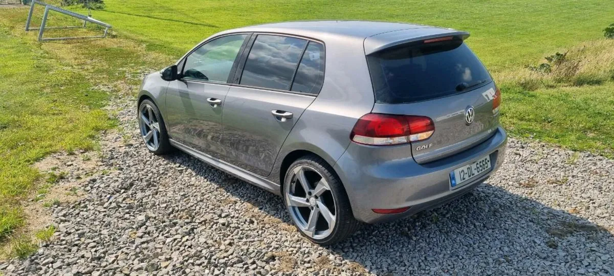 2012 Volkswagen Golf - Image 1