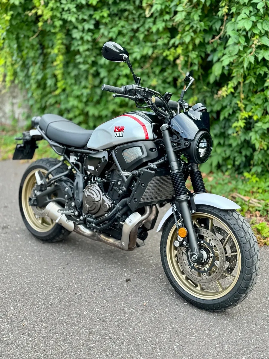 2022 YAMAHA XSR700 XTRIBUTE - Image 1