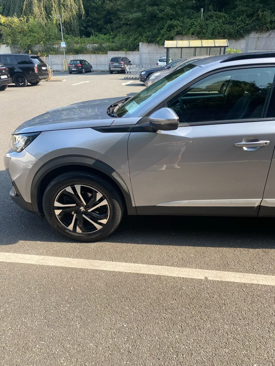 Peugeot 2008 (2022) - Image 4