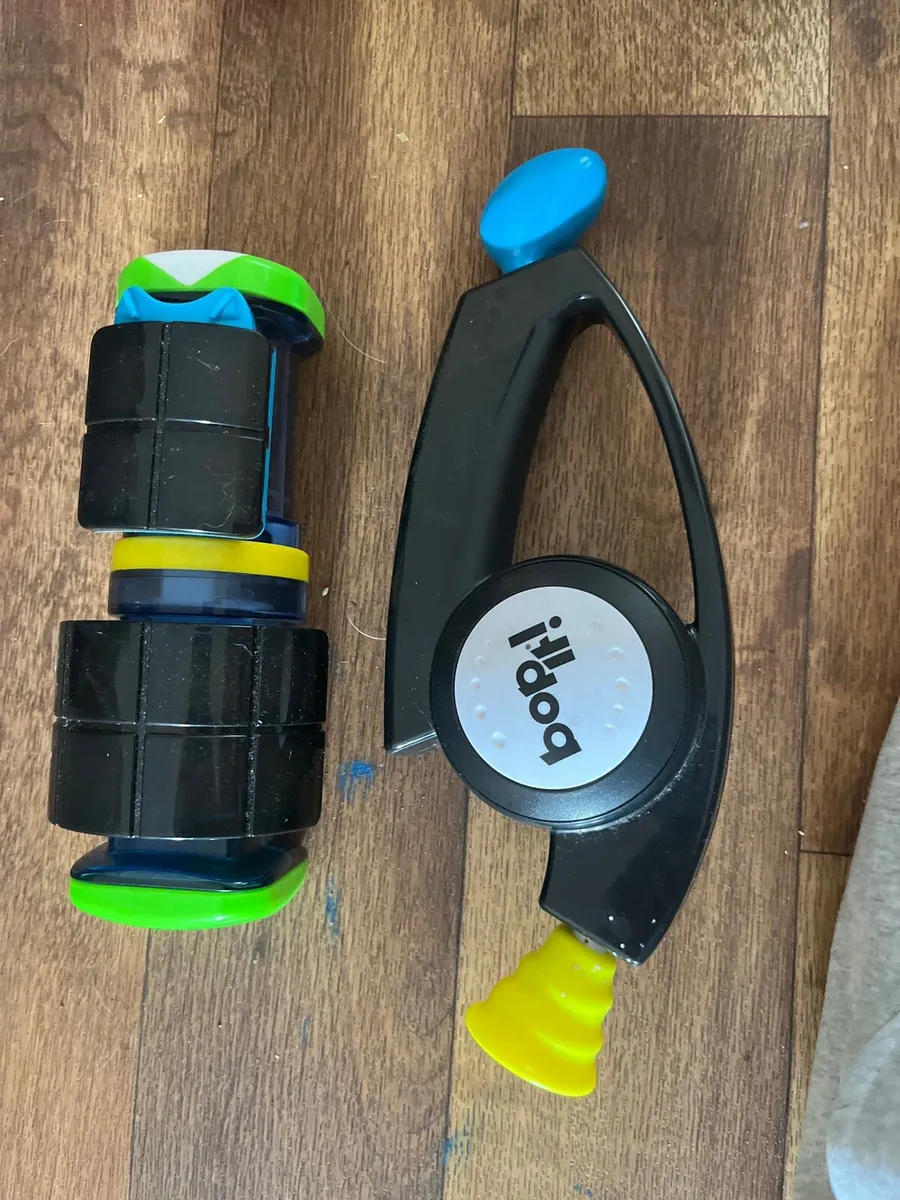 Bop It & Bop IT Tetris