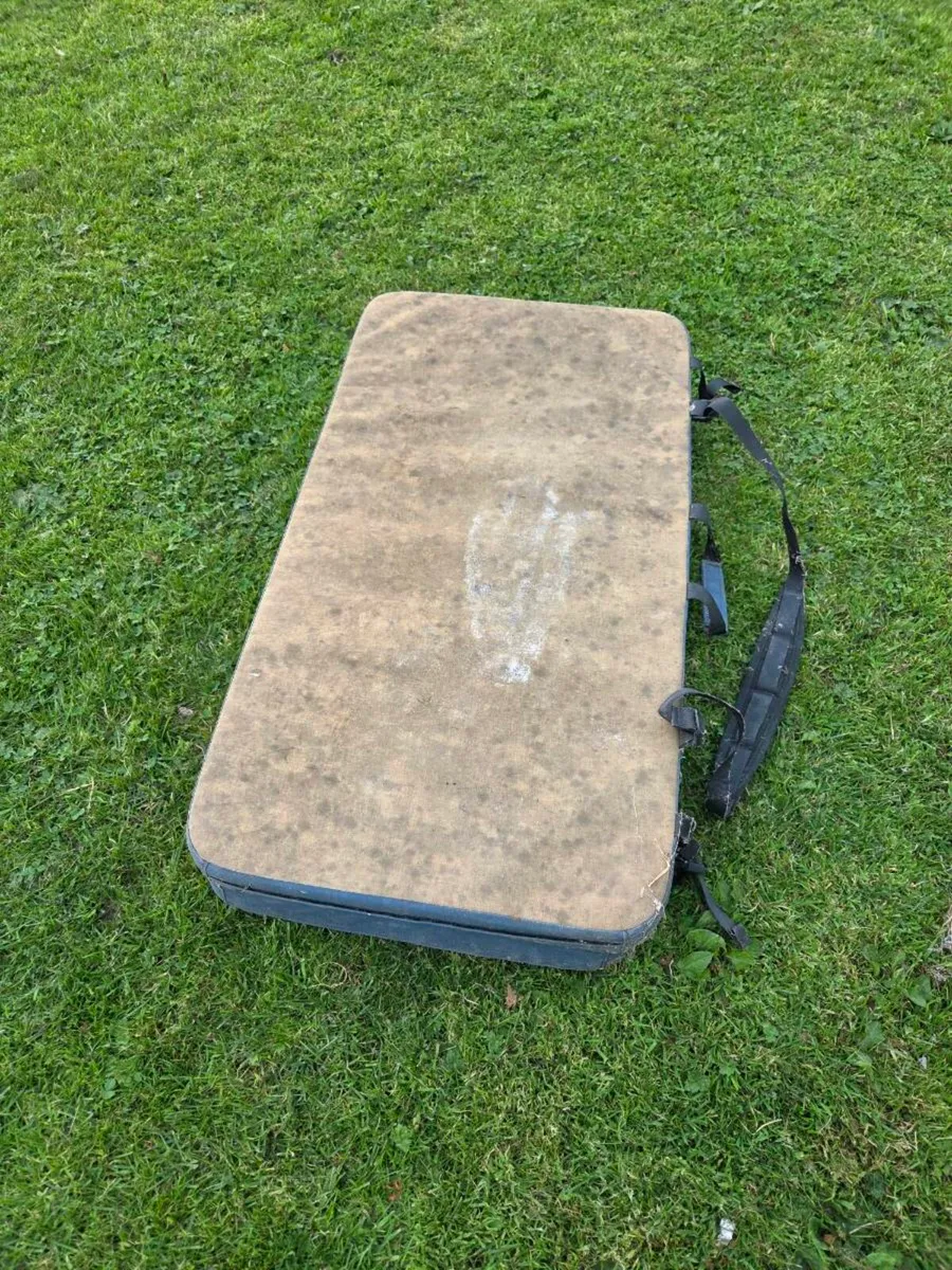Rock climbing fall mat - Image 2