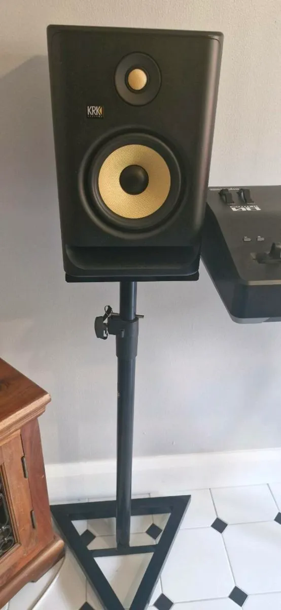 KRK Rokit 7 G4 Studio Monitors MINT (Pair) - Image 2