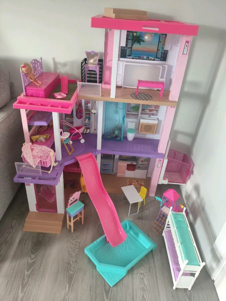 Barbie dream house - Image 1