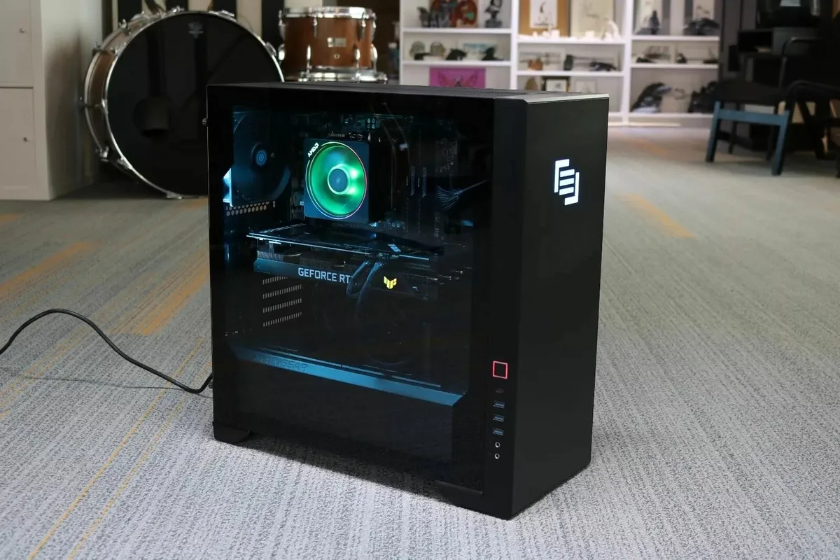 Maingear PC Ryzen 3600X, RTX 3070, 32GB DDR4 - Image 2
