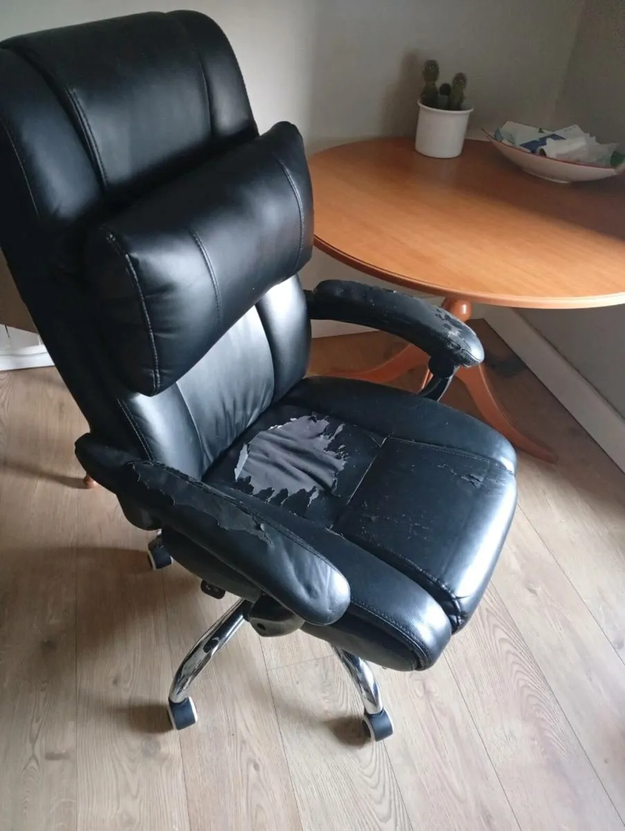 Office gaming chair - Image 1