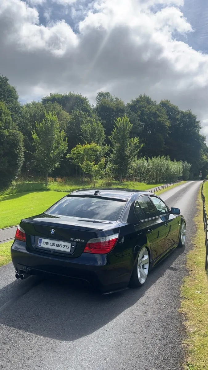 Bmw 530d lci - Image 2