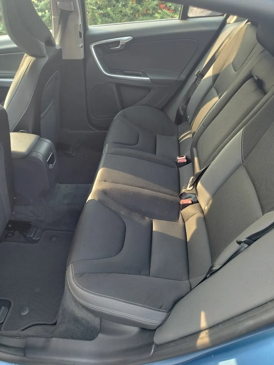 Volvo S60 2013 - Image 3