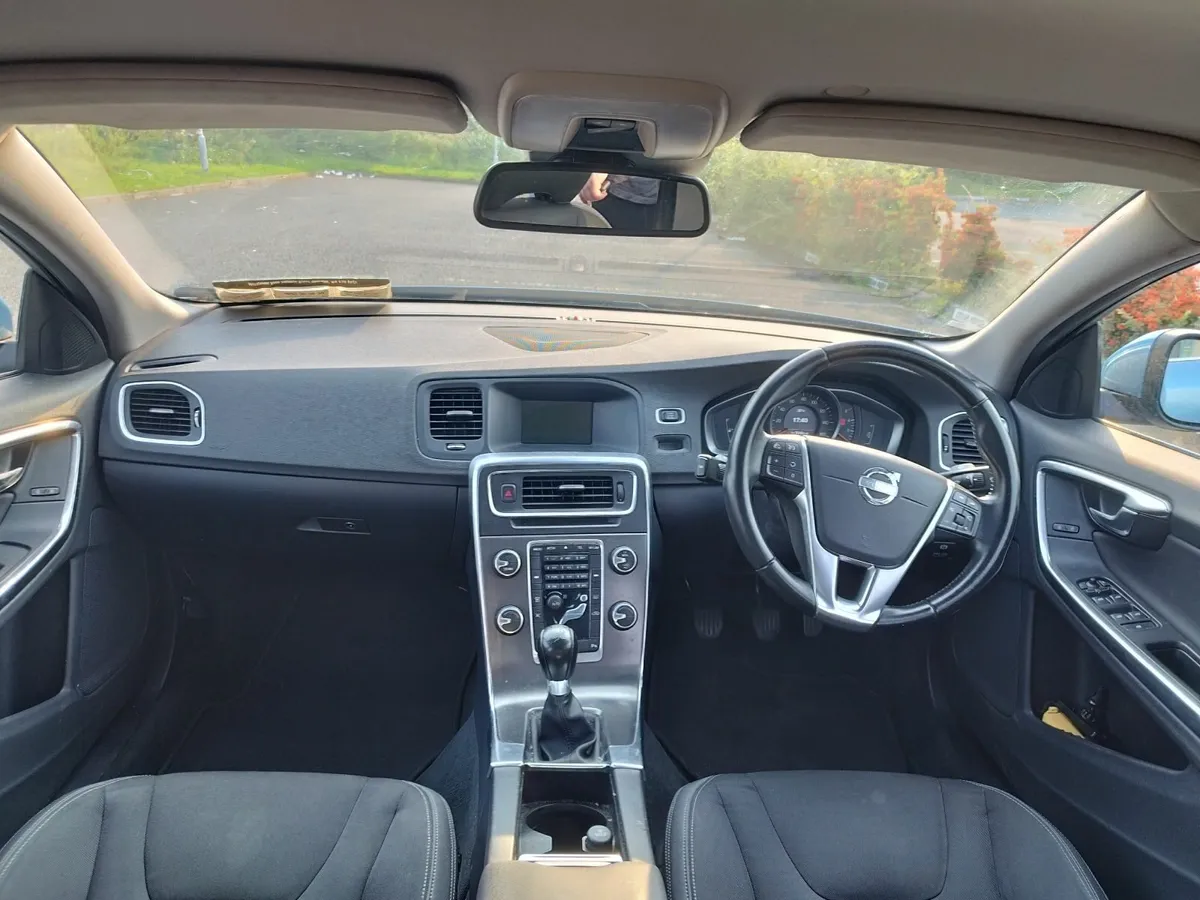 Volvo S60 2013 - Image 4